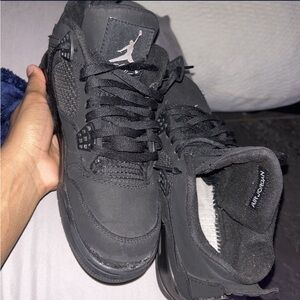 Jordan 4 black cats size 9.5